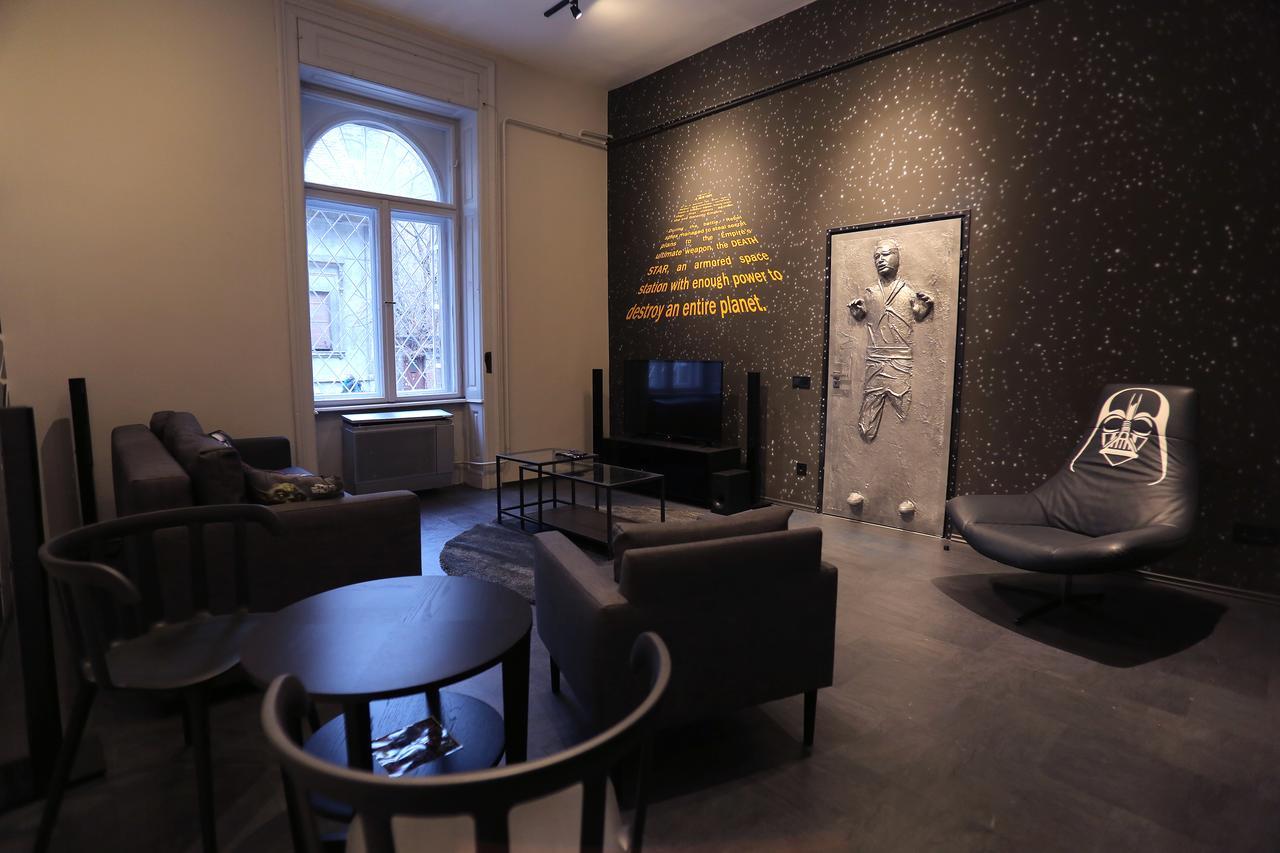 D.Five Galactic Apartment Budapest Exterior foto